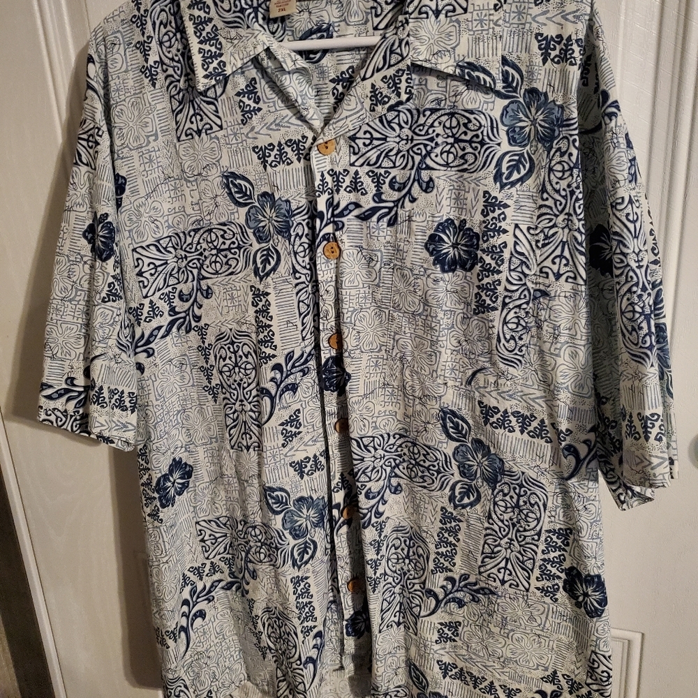 (NEW) Men's Short-Sleeve Button-Down Shirt